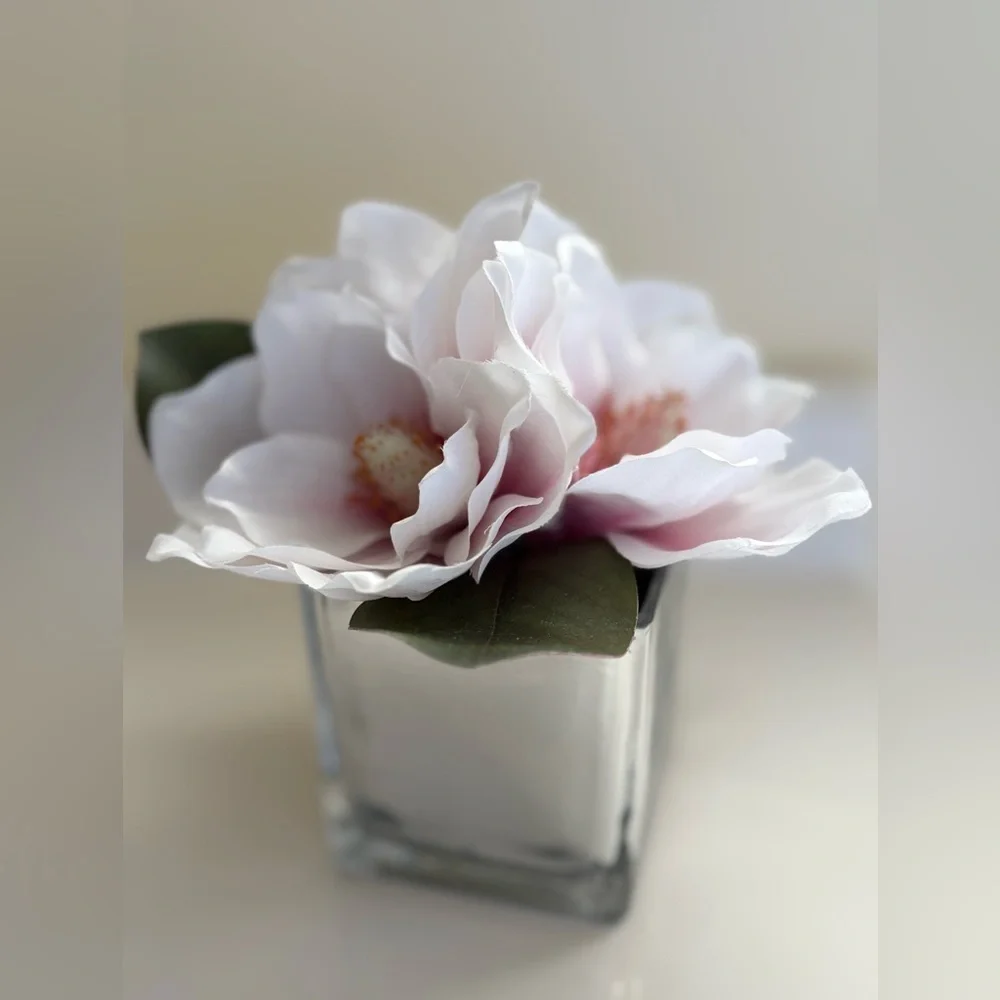 Elegant White & Pink Floral Arrangement Glass Mirror Vase, beautifying any space